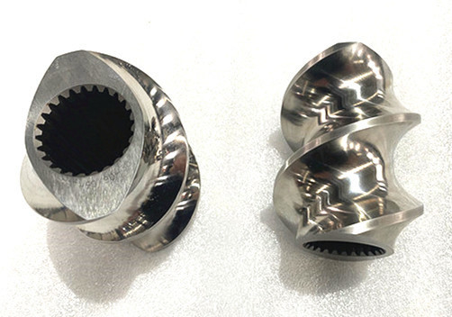 ZE77 Covey Screw Segments مواد پیچ اکسترودر HRC58 - 62 سخت بودن برای گلوله کش