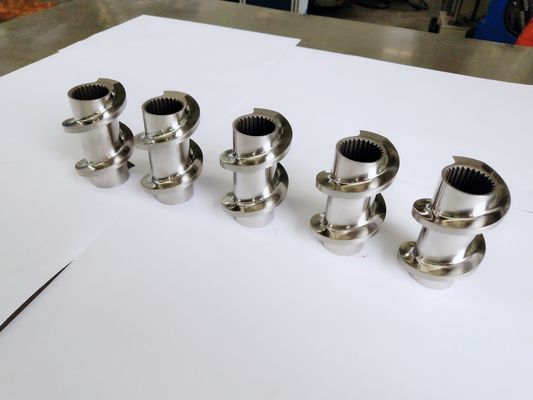 قطعات یدکی اکسترودر دو چرخ پیچ دوار پیچ ZSE75 Co - سختی 62